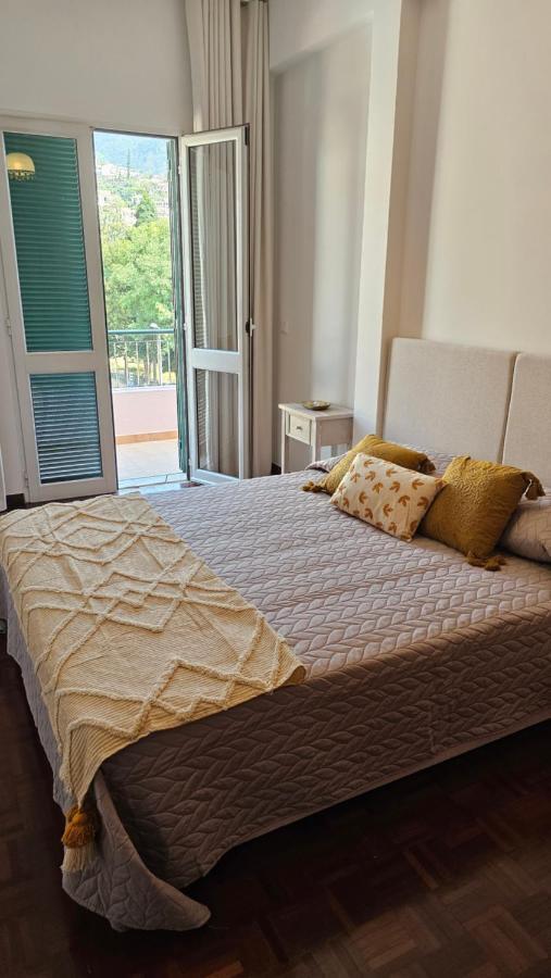 Garden And Seaview Apartment - Free Parking Funchal  Extérieur photo