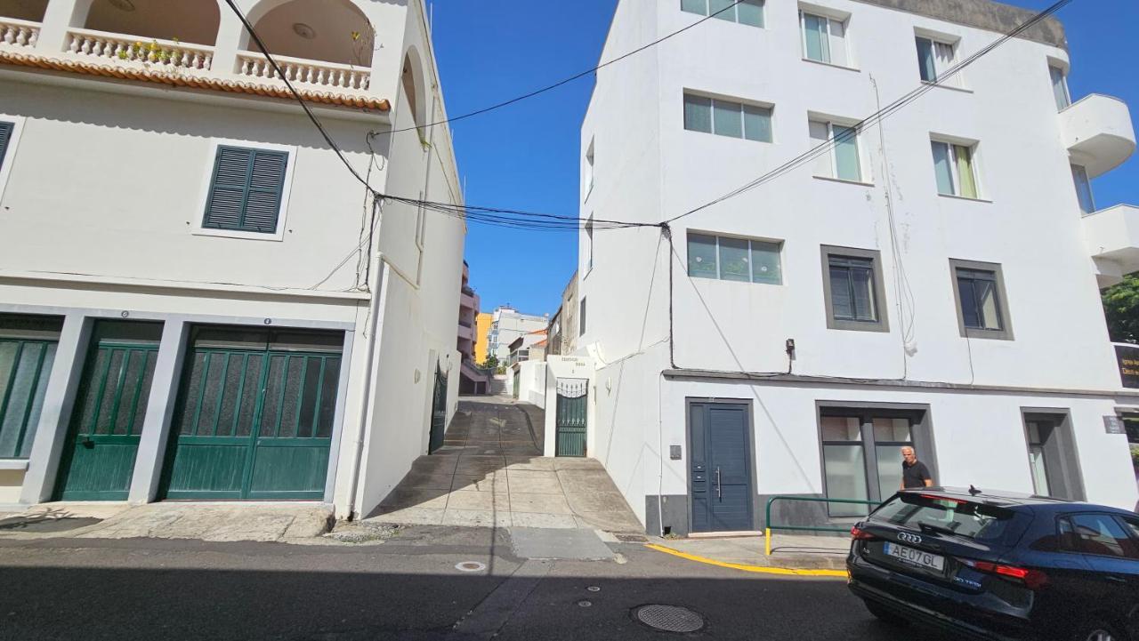 Garden And Seaview Apartment - Free Parking Funchal  Extérieur photo