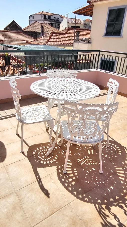 Garden And Seaview Apartment - Free Parking Funchal  Extérieur photo