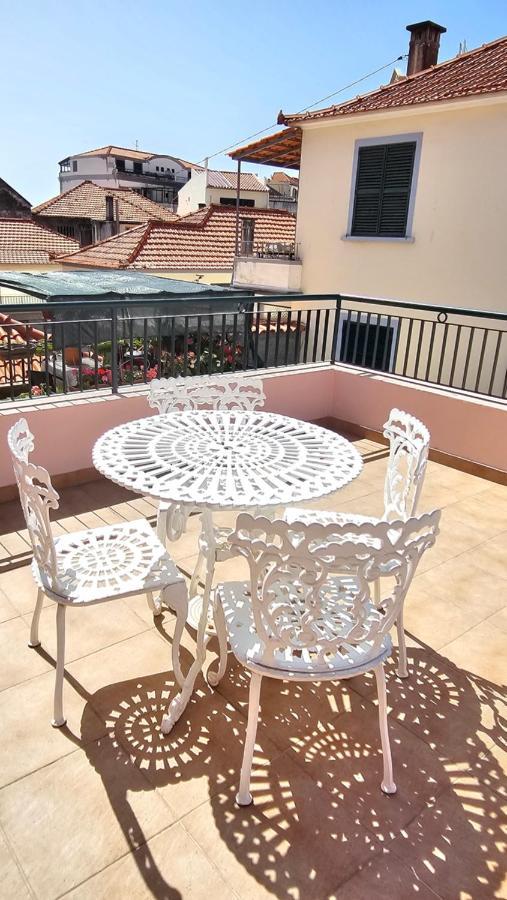 Garden And Seaview Apartment - Free Parking Funchal  Extérieur photo