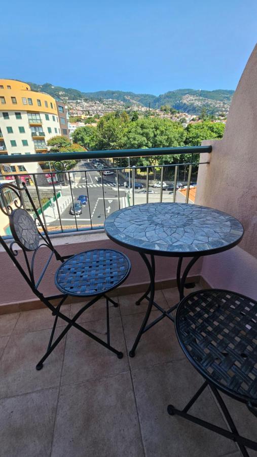 Garden And Seaview Apartment - Free Parking Funchal  Extérieur photo